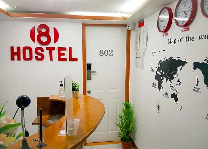فندق 8hostel
