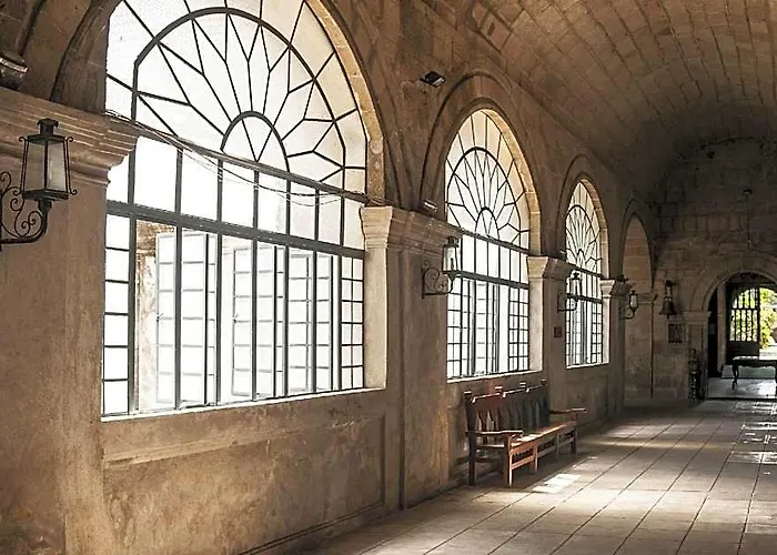 فندق 8hostel