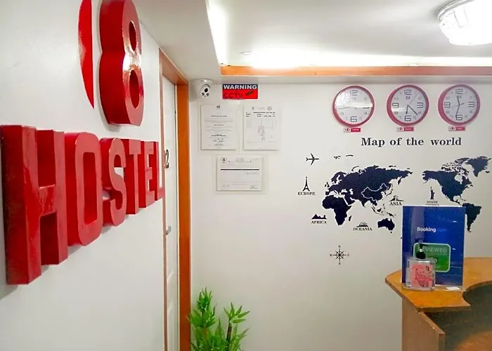 فندق 8hostel