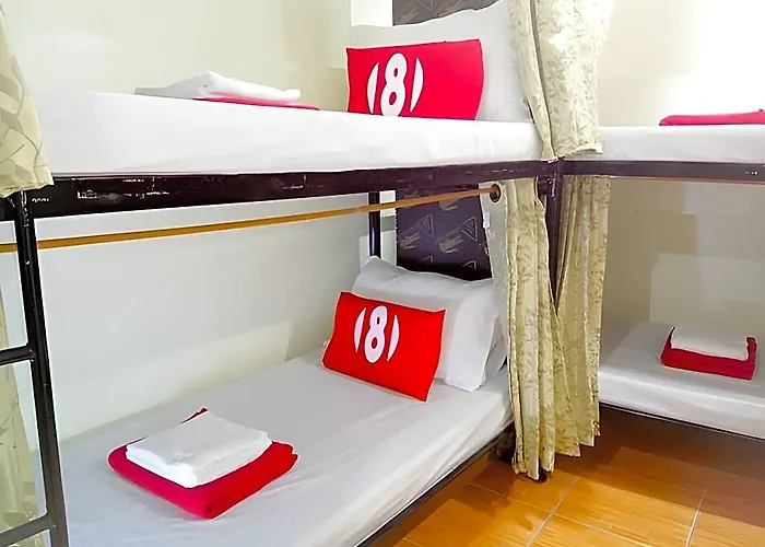 فندق 8hostel